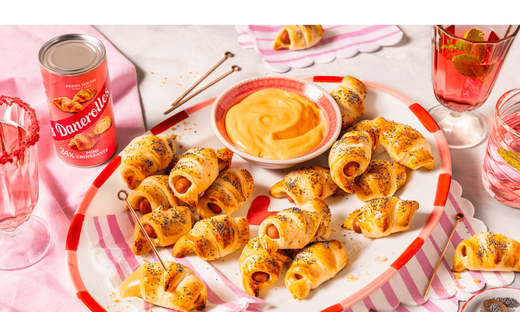 Mini chicken croissants