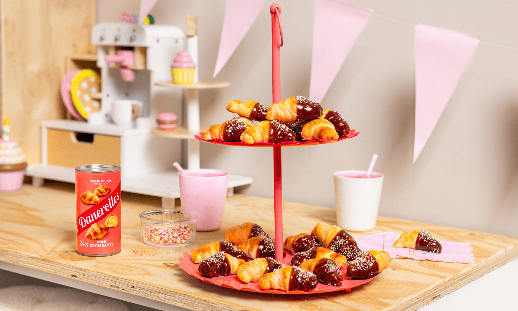 Mini croissants met chocolade en discodip